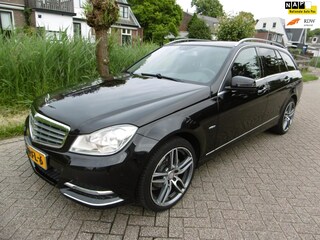 Mercedes-Benz C-klasse Estate 180 157pk Historie Clima Navi Trekhaak 1800kg