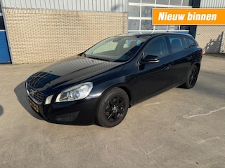 Volvo V60 1.6 T3 automaat / leder / exportprijs ex bpm!