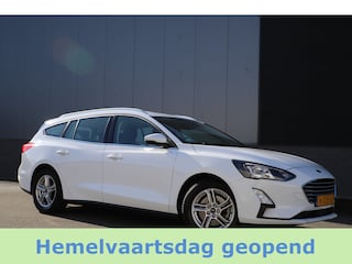 Ford Focus Wagon 1.5 Tdci 120pk Carplay/ Trekhaak/ Camera/LED