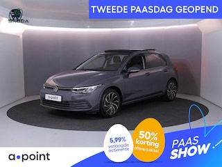 Volkswagen Golf 1.0 eTSI Life 110 pk Automaat (DSG) | Verlengde garantie | Navigatie | Panoramadak | Parkeersensoren | Achteruitrijcamera | Autom. airco (3 zones) |