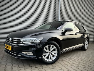 Volkswagen Passat Variant 1.5 TSI 150pk Comfortline Business Automaat Trekhaak