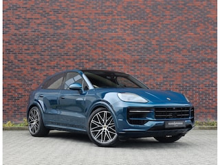 Porsche Cayenne 3.0 E-Hybrid | Pano - Trekhaak - Sport Chrono