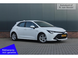 Toyota Corolla 1.8 Hybrid Active I Trekhaak I Allseason banden I Navigatie I NL-auto