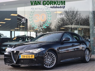 Alfa Romeo Giulia 2.0T Super / Adaptive CC
