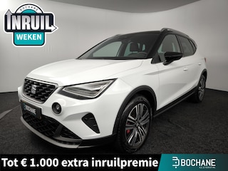 Seat Arona 1.0 EcoTSI Style Business Connect | Camera | Adaptieve cruise | Navigatie | AppleCarplay AndroidAuto | 17"lichtmetaal |