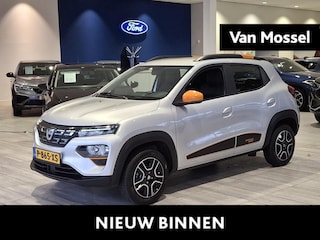 Dacia Spring Comfort Plus (Orange Pack) 27 kWh | NAV | Camera | Automatische verlichting | Elektrische ramen |