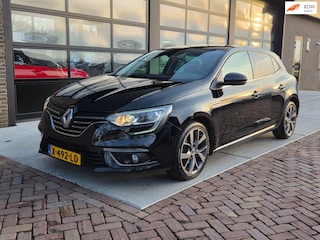 Renault Mégane 1.2 TCe Bose | Autm | Groot Navi | Led | 1/2 Leer |