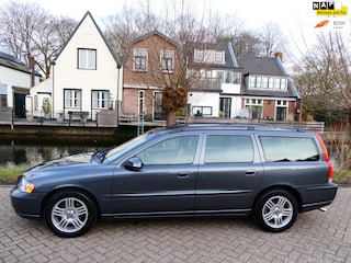 Volvo V70 2.4 Edition 170pk Automaat LPG-G3 Leder Clima Trekhaak 1800kg.