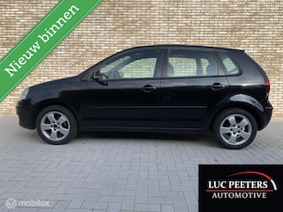 Volkswagen Polo 1.4-16V Comfortline/5DRS/NAP/AC/LMV/TREKHAAK