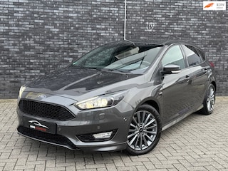 Ford Focus 1.5 ST-Line 182pk|Cruise|Bi-xenon|Apple Carplay|Stoel&Stuurverwarm|360pdc