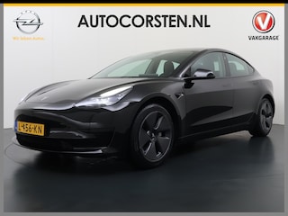 Tesla Model 3 RWD SR+ NW Model 60kWh LFP 283PK Warmtepomp Elektr.A-klep Sentry Mode Stoel+Bankverwarmd FSD 18" Premium Luidspr. AutoPilot Leer PanoDak Adaptive-Cruise Lmv Camera's Elektr.-Stuur+Stoelen+Spiegels+Geheugen+Easy-Entry+Verwarmde stoelen Park ass Navi LED Comfortstoelen ACC DAB Keyless en Voorverwarmen interieur via App One-Pedal-Drive Origineel Nederlandse auto Garantie Accu/Motor tot 14-06-2029 max 160.000km