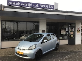 Toyota Aygo 1.0-12v+