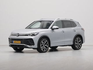 Volkswagen Tiguan 1.5 eTSI 150pk R-Line Business DSG / Trekhaak / Navigatie / Camera / Acc