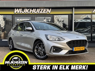 Ford Focus Wagon 1.0 EcoBoost ST-Line met Led !!! Climate !!! 17 Inch !!! Navigatie !!!