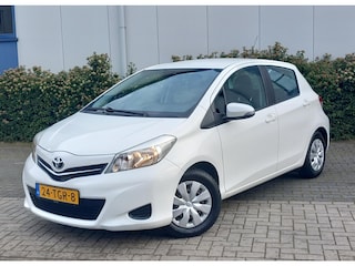 Toyota Yaris 1.0 12v VVT-i 69pk 5D Aspiration Navigatie