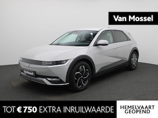 Hyundai Ioniq 5 Core Elektr. bed. achterklep| Climate Control / ECC | Licht metalen velgen 19 inch | Cruise control | Navigatie | Elektrisch verst. stoelen | Stoelverwarming | LED koplampen | Park Distance Control voor en achter | Achteruitrijcamera |