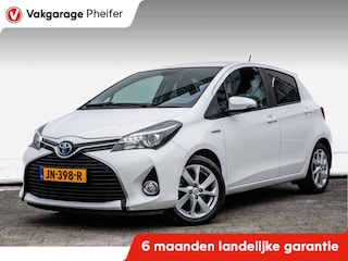 Toyota Yaris 1.5 Hybrid Aut. Aspiration Trekhaak/ Camera/ Tel. bluetooth/ Cruise control/ Lmv/ Climate control