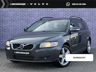 Volvo V50 2.0 Sport | 12 mnd BOVAG garantie | Trekhaak | Cruise control | Dakrails | Climate control | Volvo dealer onderhouden |
