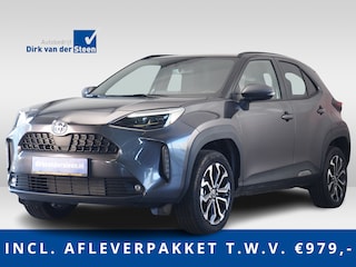 Toyota Yaris Cross 1.5 Hybrid 130 Executive/ Teamplayer | Dodehoekdetectie | Parkeersensoren Voor en Achter | Stuurwiel- En Stoelverwarming | Botsherkenning | Grootlichtassistent