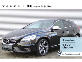 Volvo V40 1.5 T3 Polar+ Sport | Lichtmetalen Velgen 17" | Lederen Bekleding | electronic climate controle | Voorstoelen Verwarmend | Standkachel | Cruise Control | Keyless Entry+ Keyless Start | LED Koplampen | Navigatiesysteem Full Map + Hard Disk | Panoramadak |