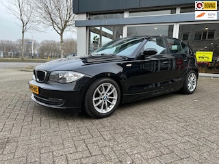 BMW 118i High Executive automaat