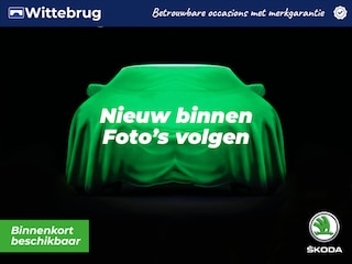 Skoda Octavia Combi 1.4 TSI 150pk Greentech Clever Edition / Navigatie by APP / LM 16 inch / Parkeersensoren V+A / Cruise control / Clima airco