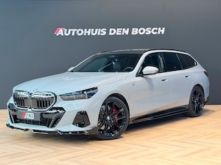 BMW 5-serie Touring 520i M Sport Pro - Pano - HK - Trekhaak