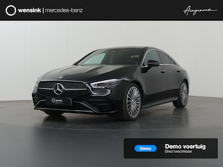 Mercedes-Benz CLA 180 Business Solution AMG | Panoramadak | Burmester | Rijassistentiepakket | Trekhaak | 360 camera | Sfeerverlichting | Stoel/stuurverwarming |