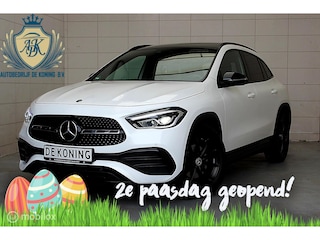 Mercedes-Benz GLA 200 4MATIC AMG Line PANO SFEER CAMERA