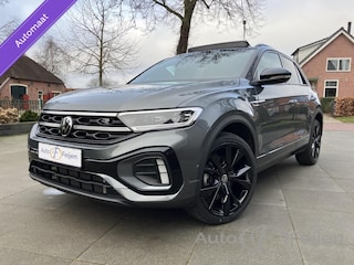 Volkswagen T-Roc 1.5 TSI DSG 3X R-LINE EDITION , PANO , BLACK STYLE ,NAVIGATIE , AFN TREKHAAK , DINAMISCHE KNIPL , APPLE CARPLY , BLINDSPOT , STUUR EN STOEL VERWARMING , KEYLESS ENTRY , ADAPTIVE CRUISE CONTROL , LANE ASSIST , IQ-LIGHT , LED , PRIVACY GLASS ,VIRTUAL C