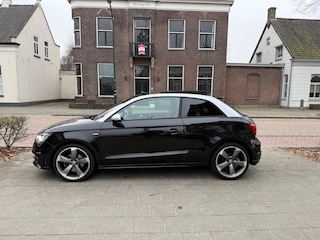 Audi A1 1.4 TFSI S-LINE LEER AUTOMAAT NAVI PANO 185 PK