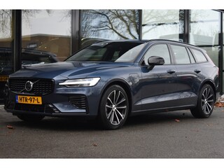 Volvo V60 T6 350pk AWD Plus Dark | Trekhaak | 360 | Verwarmde voorruit