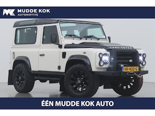 Land Rover Defender 2.4 TD 90 SW SE | 4P | Stoelverwarming | Trekhaak | Airco | 18 Inch