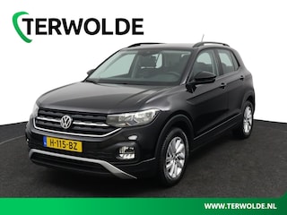 Volkswagen T-Cross 1.0 TSI Life | Trekhaak | Navigatie | Parkeersensoren voor & achter |