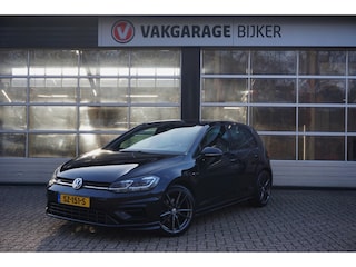 Volkswagen Golf 1.0 TSI Highline Business R