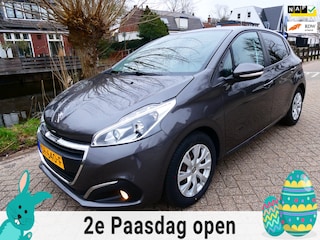Peugeot 208 1.2i 5-deurs 112.000km. Airco Carplay Cruise Navi 2e eig.