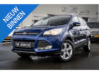 Ford Kuga 1.6 Trend Scherp geprijsd ✅ | Trekhaak | Stoelverwarming | 17” Lichtmetalen velgen