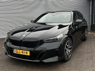 BMW 5-serie Touring 530e xDrive VOL VOL