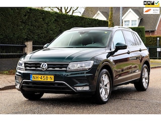 Volkswagen Tiguan 2.0 TSI 4Motion Highline | PANO | VIRTUAL COCKPIT | CARPLAY | LED | TREKHAAK | MOOIE GOED ONDERHOUDEN |