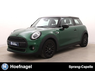 Mini Cooper 1.5 Essential | Cruise Control | Stoelverw, | Parkeersensoren