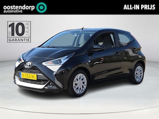 Toyota Aygo 1.0 VVT-i x-play | Binnenkort verwacht |