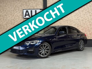 BMW 320i High Executive Edition NAP | M Sport | Stoelverwarming | Camera | Leer
