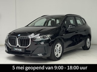 BMW 2-serie Tourer 225e xDrive | Navigatie | Camera | Harman / Kardon | BMW LED |