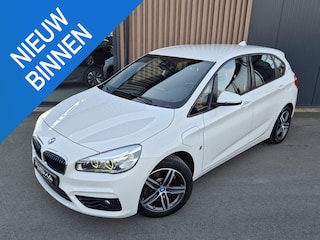 BMW 2-serie Tourer 225xe iPerformance Centennial Executive | LED | Stoelverw. | Clima | Bluetooth