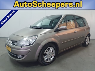 Renault Scénic 2.0-16V Tech Line PANO/NAVI/TRHAAK/PDC/CRUISE