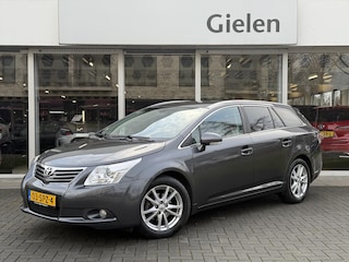 Toyota Avensis 1.8 VVT-i 147pk Automaat Business | Trekhaak, Parkeersensoren, Camera, Cruise control, 17inch