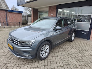 Volkswagen Tiguan 1.4 TSI Comfortline Business 7p. Trekhaak, PDC, Led, Lage kms, NAP