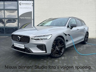 Volvo V60 2.0 T8 Plug-in hybrid AWD Ultimate Dark | Bower&Wilkins | Stoelverkoeling + massage | Panorama dak | Adaptieve cruise |