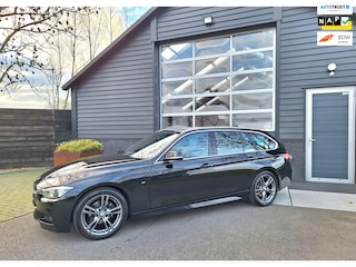 BMW 3-serie Touring 318i M Sport NL-Auto, BTW-Auto ! Full-Map-Navi, Climate-Control, Cruise-Control, Elek. Achterklep, Led, LM-18"
