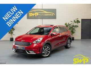 Kia Niro 1.6 GDi ExecutiveLine | Schuifdak | Stoelventilatie | Navi | Camera | JBL | ACC | Dodehoek